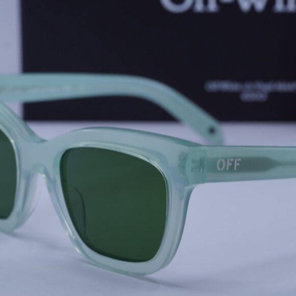 Off-White OERI143 LINCOLN 5355 Square Sunglasses – Transparent Sage/Green - Picture 4 of 10
